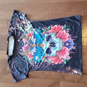 Fantasy skull and Moth shirt small